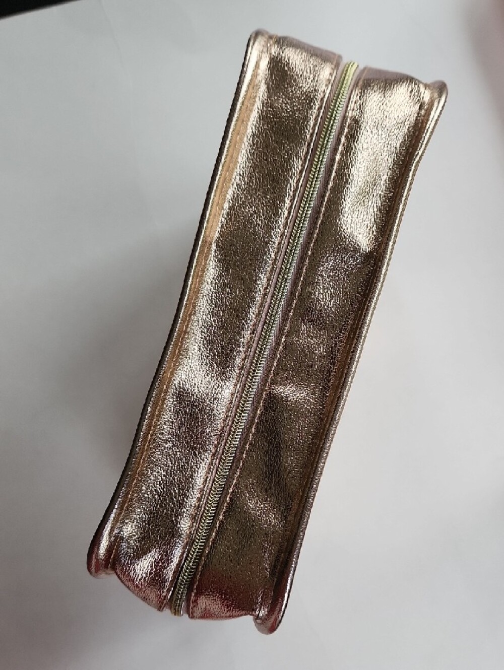 Lancôme Metallic Rose Gold Cosmetic Case - New Without Tag - Picture 4 of 7